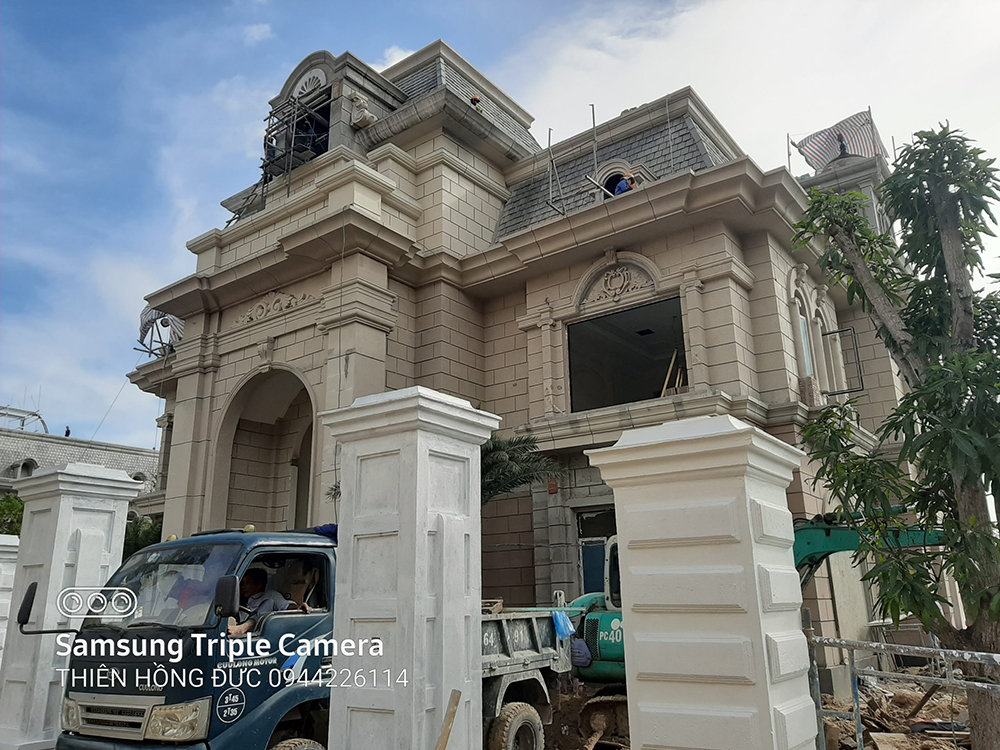 Ngoai That Ng001 01